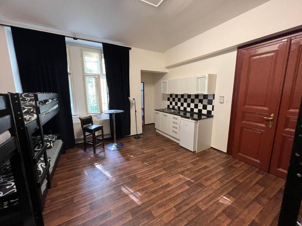 Apartment Moon Prague Ngoại thất bức ảnh