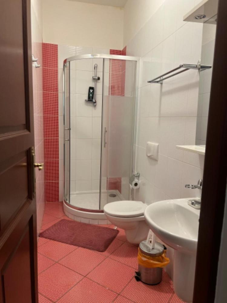 Apartment Moon Prague Ngoại thất bức ảnh