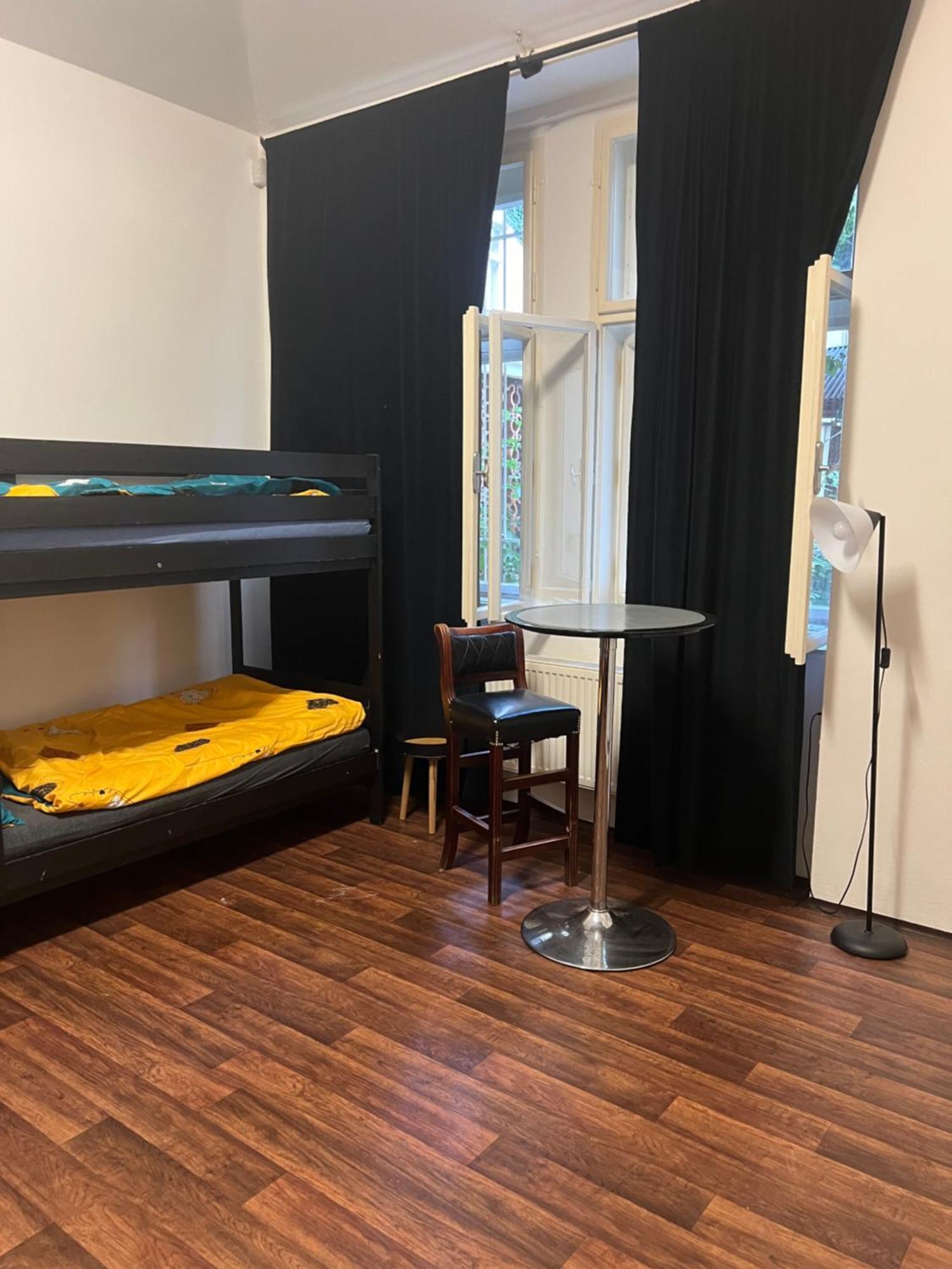 Apartment Moon Prague Ngoại thất bức ảnh