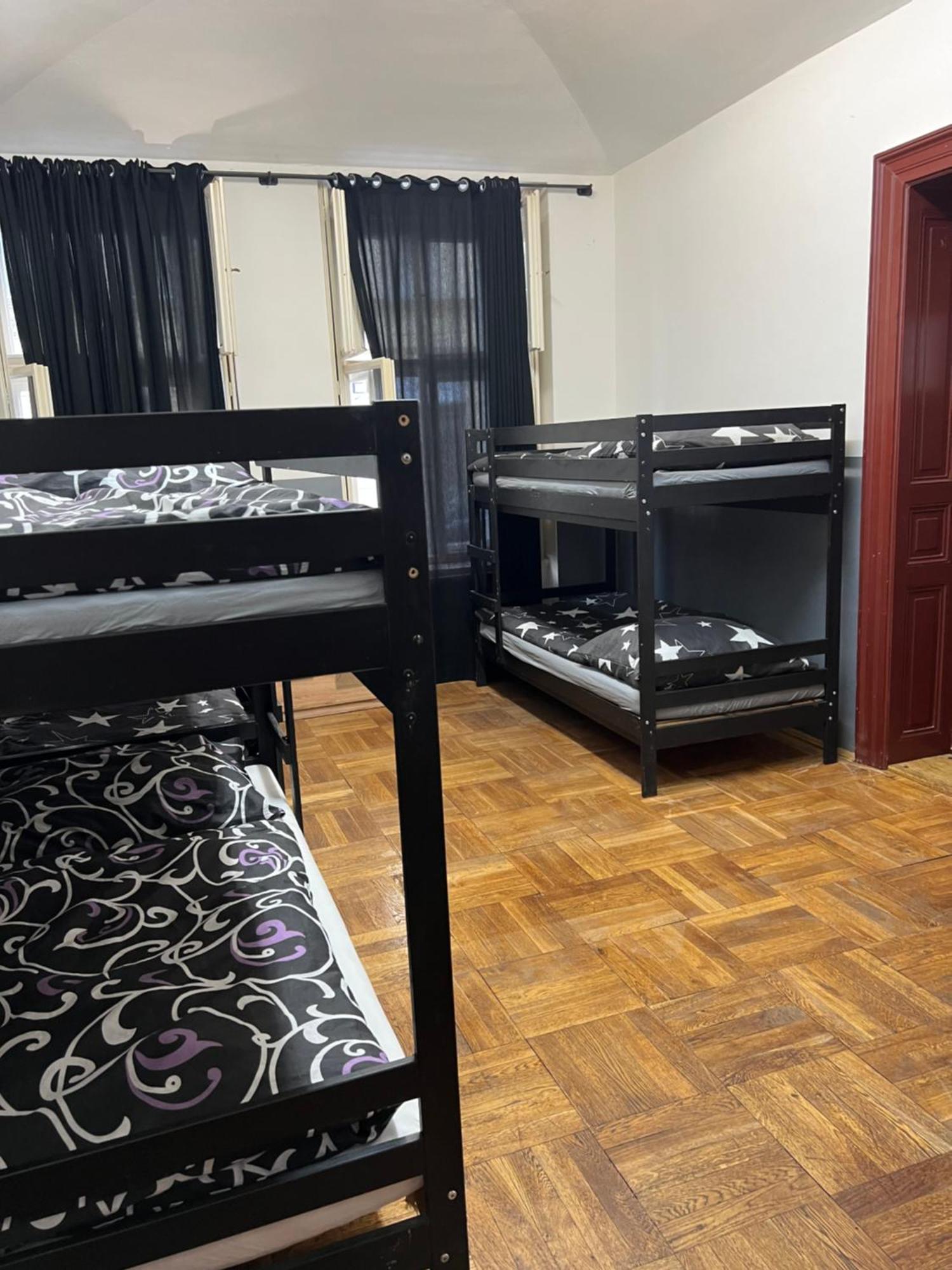 Apartment Moon Prague Ngoại thất bức ảnh