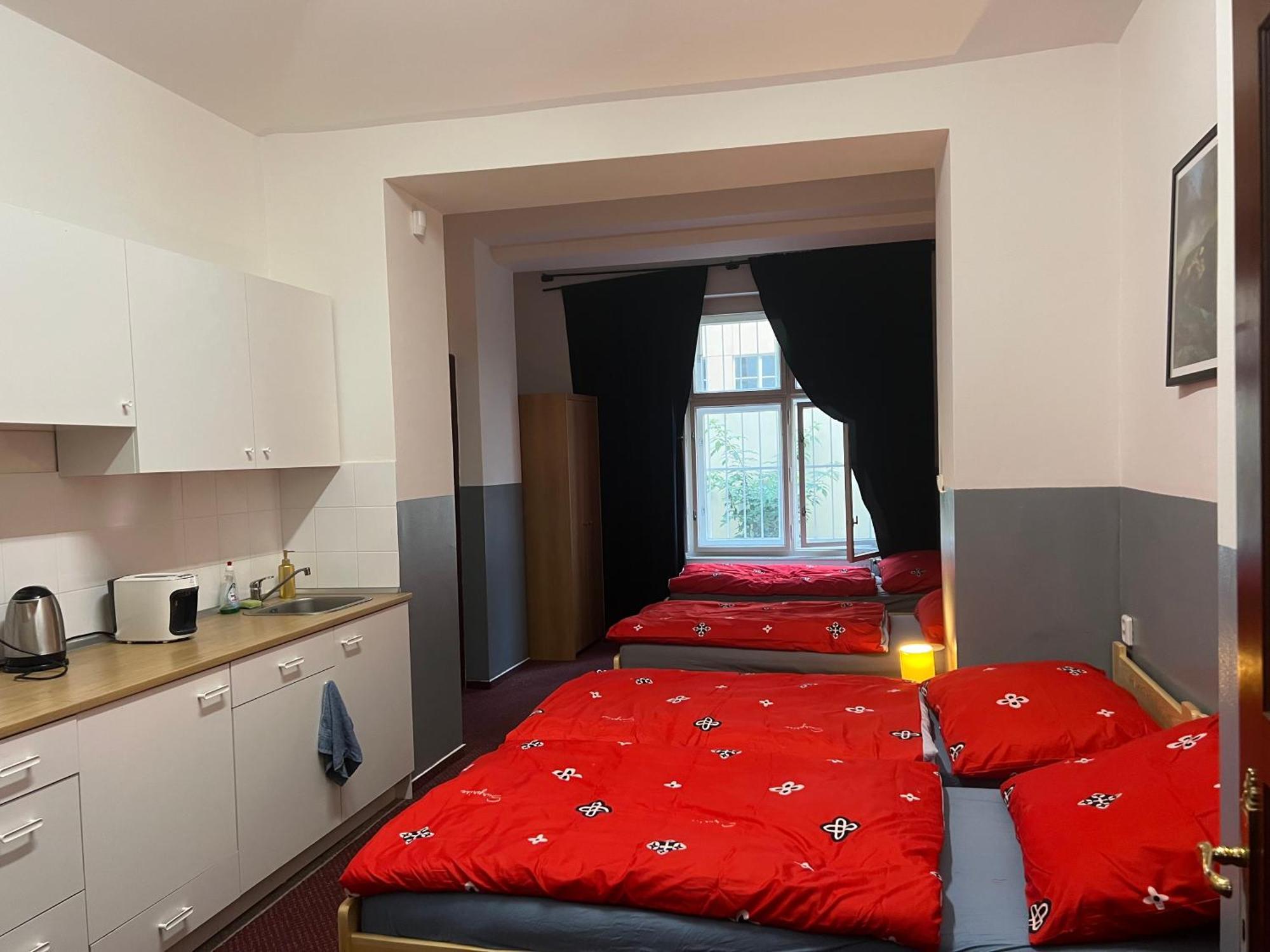 Apartment Moon Prague Ngoại thất bức ảnh