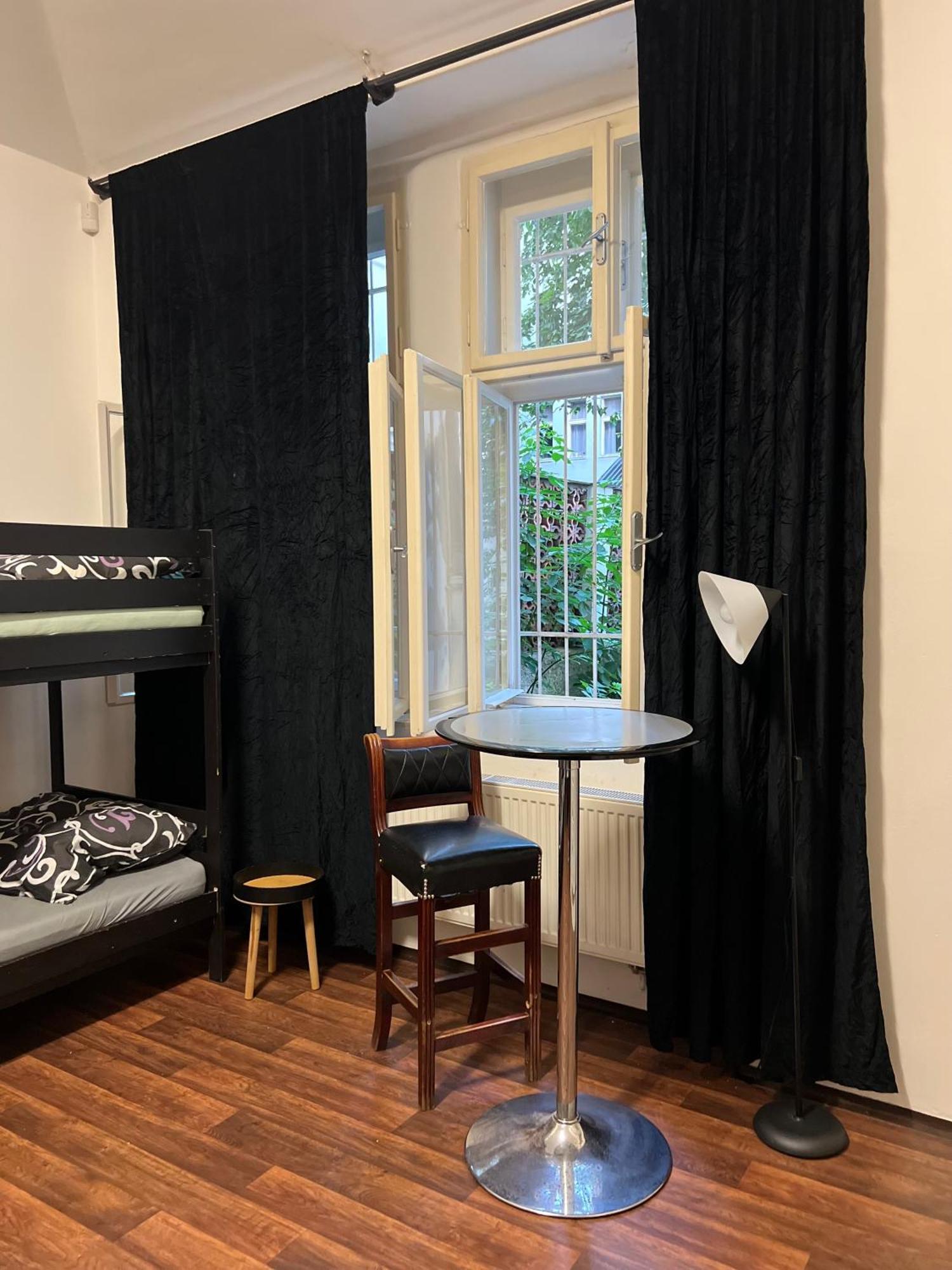 Apartment Moon Prague Ngoại thất bức ảnh